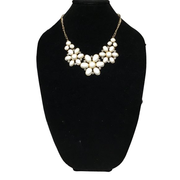 Charming Charlie Gold Tone White Acrylic Clear Rhinestone Flower Shape Necklace - Picture 1 of 7